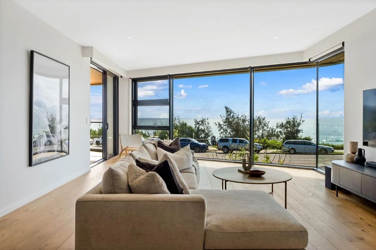 Coolum Luxe Apt First Bay 122 Coolum Beach