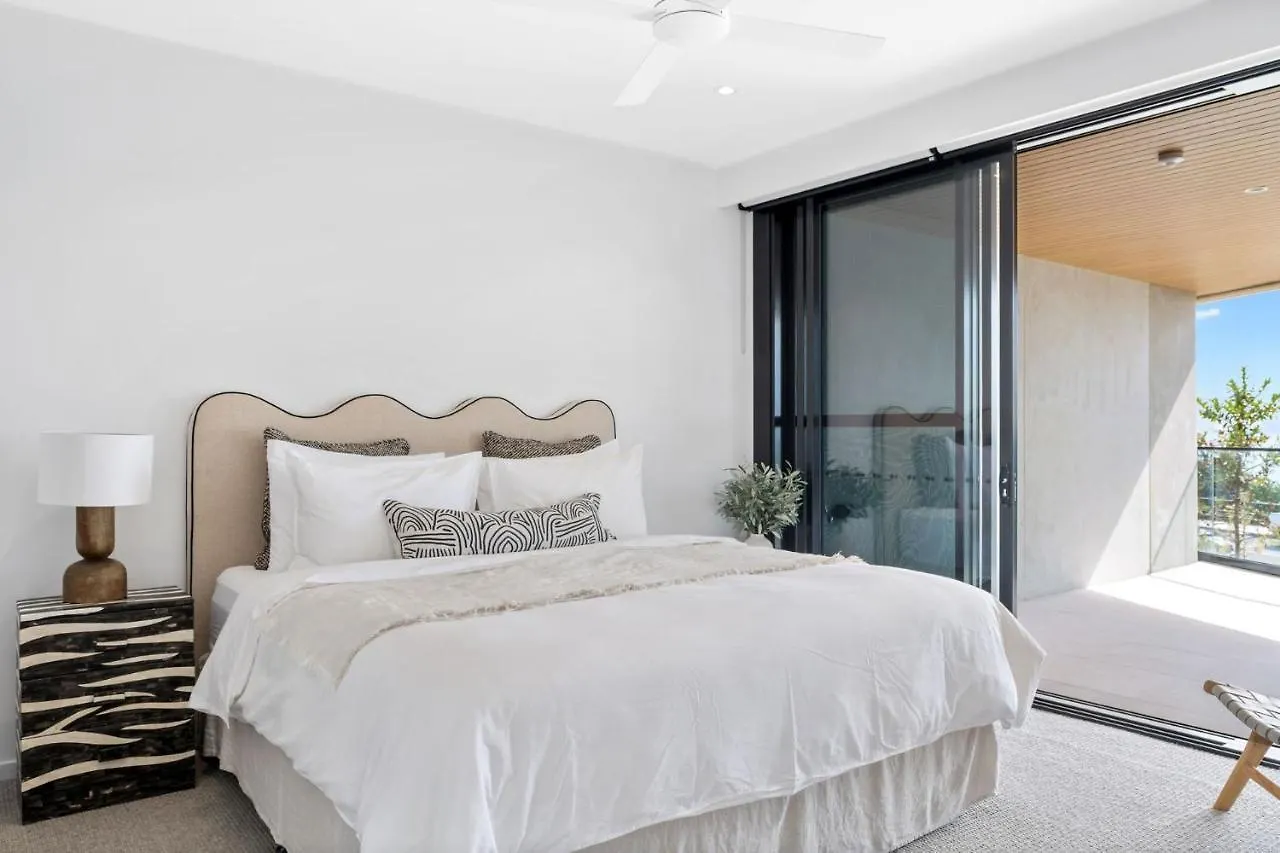 Coolum Luxe Apt First Bay 122 Coolum Beach